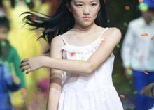 王思思12岁网红,网络红人的青春奇迹