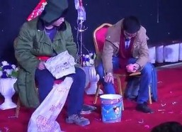 哑剧搞笑视频